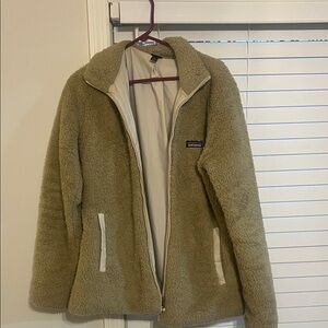 Patagonia Women's Cozy Tan Teddy Jacket